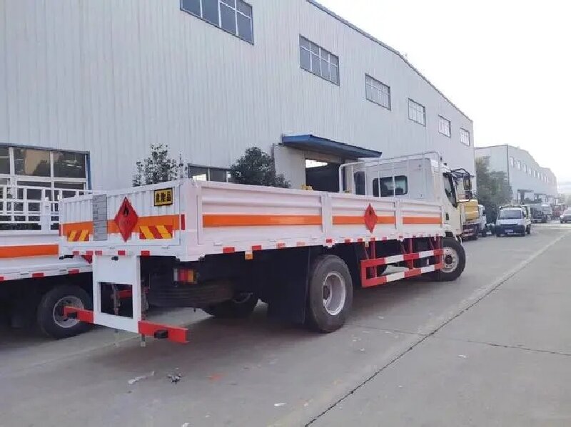 蘇州到甘南藏族自治州危險品運輸